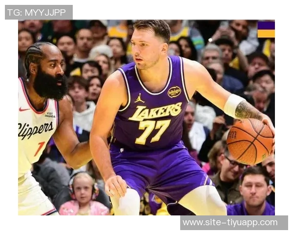 普理查德单打得分领跑联盟SGA紧随其后东契奇哈登表现各异